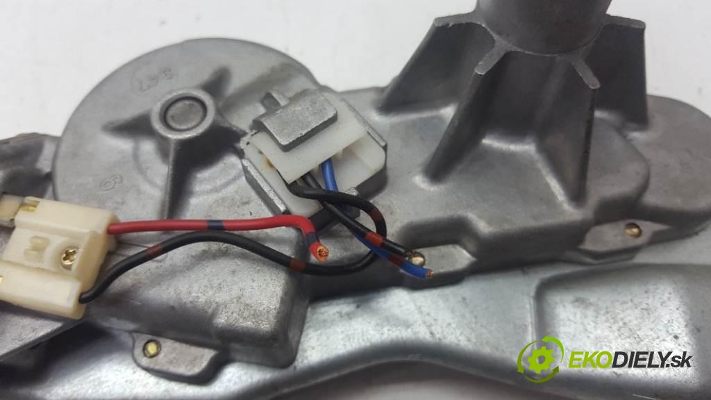 MAZDA PREMACY   2001 74kw   1840 motorek stěračů zadní část 34947-581 3PIN