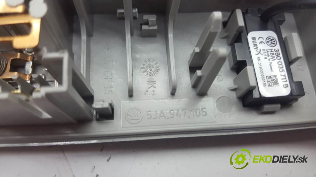 SKODA RAPID  2019 81kW    999 svetlo Nemecko 5JA947105