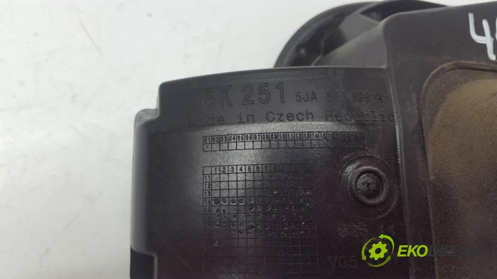 SKODA RAPID  2019 81kW    999 Dvierka nádrže paliva 5JA809999 (Ostatné)