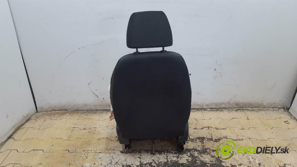 SKODA RAPID  2019 81kW    999 Sedadlo ľavy BRAK PODUSZKI (Sedačky, sedadlá)