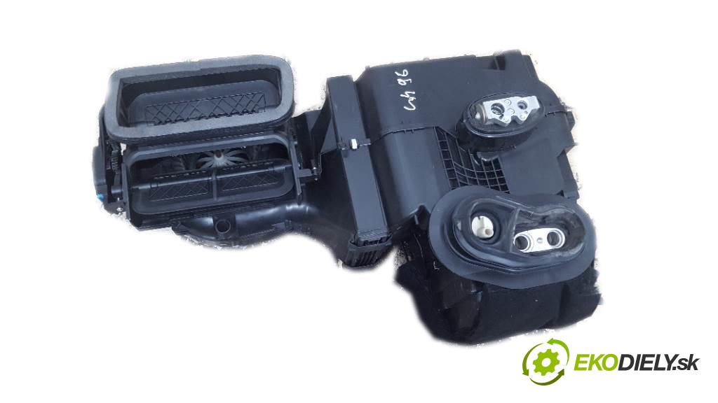 SKODA RAPID  2019 81kW    999 Výhrevné teleso, radiátor kúrenia 6Q1819516B (Radiátory kúrenia)