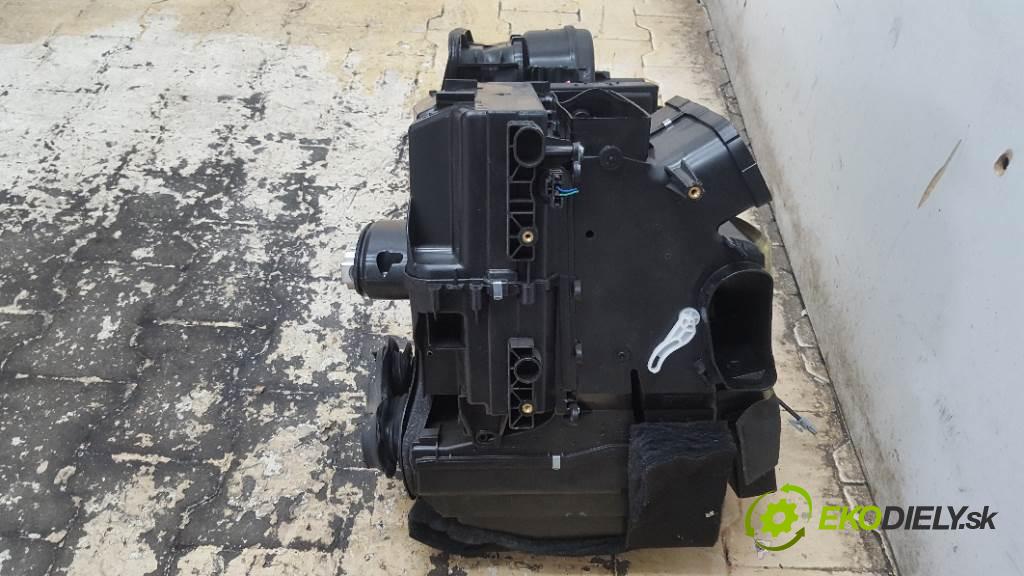 SKODA RAPID  2019 81kW    999 Výhrevné teleso, radiátor kúrenia 6Q1819516B (Radiátory kúrenia)