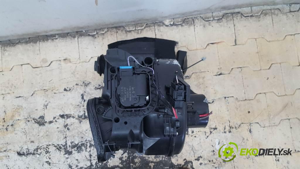 SKODA RAPID  2019 81kW    999 Výhrevné teleso, radiátor kúrenia 6Q1819516B (Radiátory kúrenia)