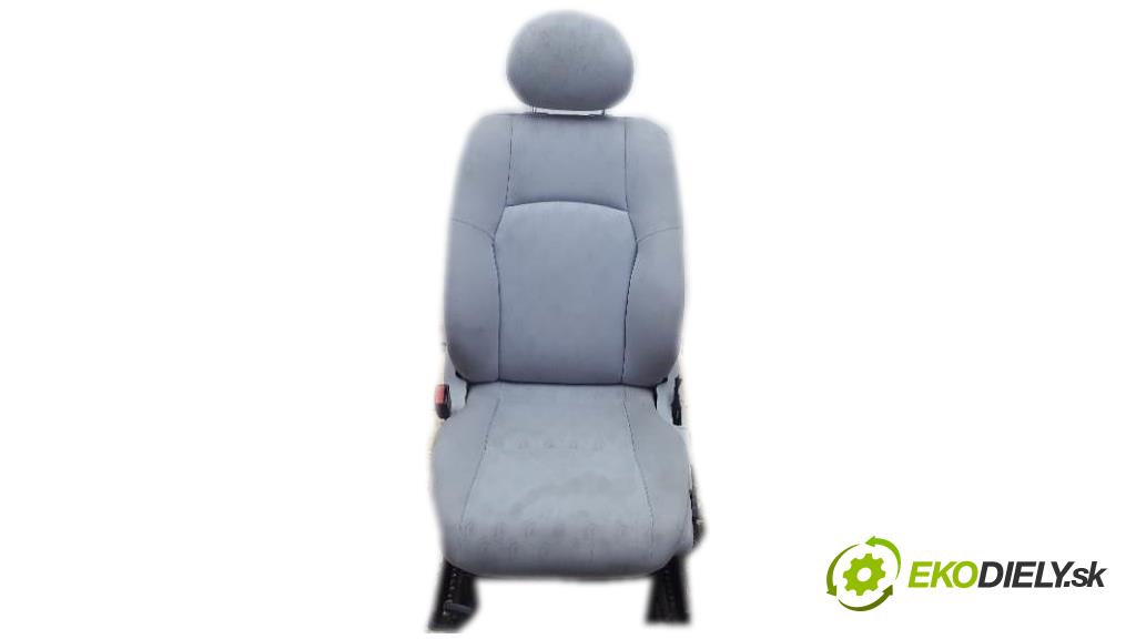 MERCEDES-BENZ C W203 W203 2003 105kw W203 2148 Sedadlo ľavy  (Sedačky, sedadlá)