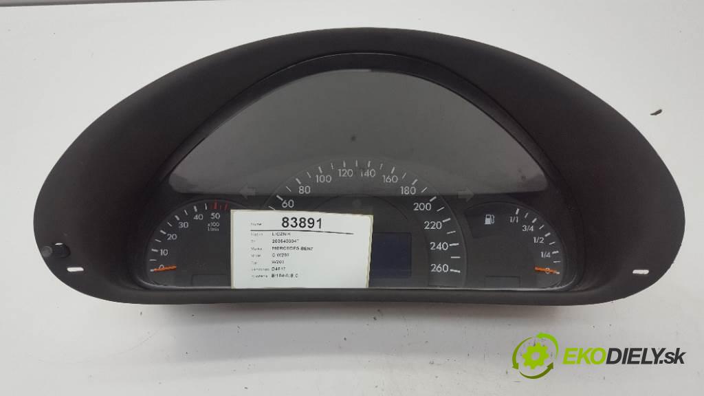 MERCEDES-BENZ C W203 W203 2003 105kw W203 2148 Prístrojovka 2035403047 (Prístrojové dosky, displeje)