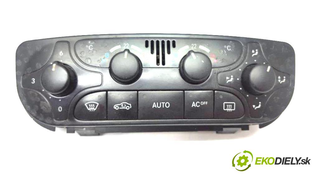 MERCEDES-BENZ C W203 W203 2003 105kw W203 2148 Panel ovládania kúrenia 2098300085 (Prepínače, spínače, tlačidlá a ovládače kúrenia)