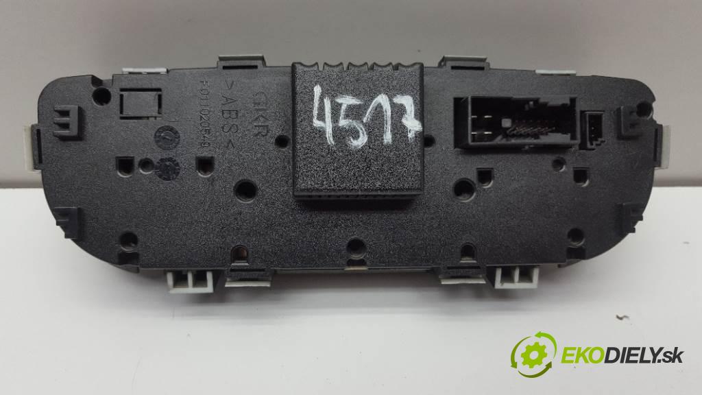 MERCEDES-BENZ C W203 W203 2003 105kw W203 2148 Panel ovládania kúrenia 2098300085 (Prepínače, spínače, tlačidlá a ovládače kúrenia)