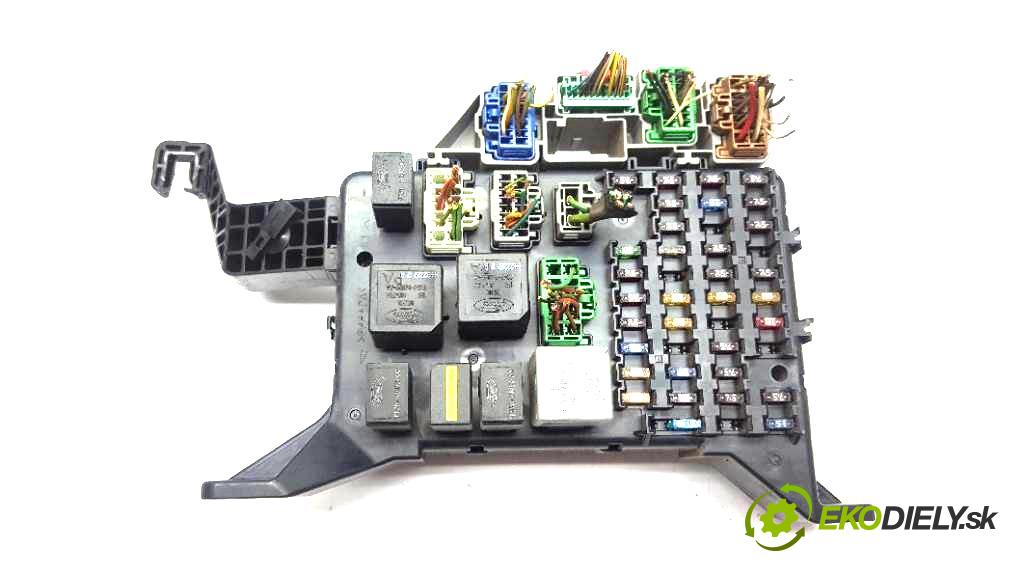 FORD MONDEO MK3 2002 105kw MK3 1999 skříňka poistková 1S7T-14A073-AE (Pojistkové skříňky)