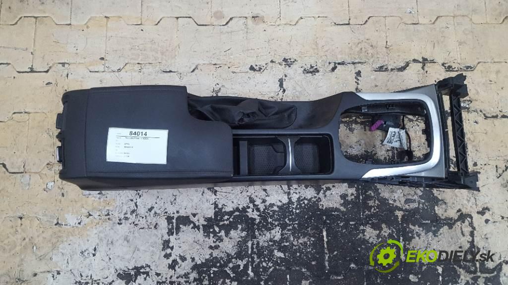 OPEL INSIGNIA   2011 118kw   1956 Lakťová opierka + Tunel