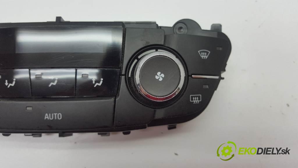 OPEL INSIGNIA   2011 118kw   1956 Panel ovládania kúrenia 13273095 (Prepínače, spínače, tlačidlá a ovládače kúrenia)