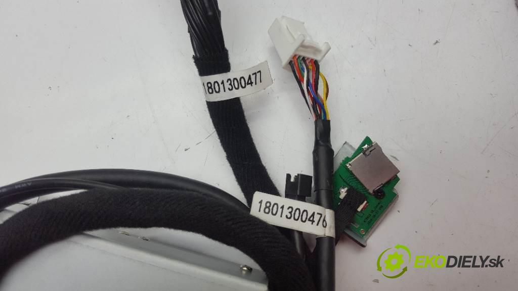 OPEL INSIGNIA   2011 118kw   1956 RADIO  (Audio zariadenia)