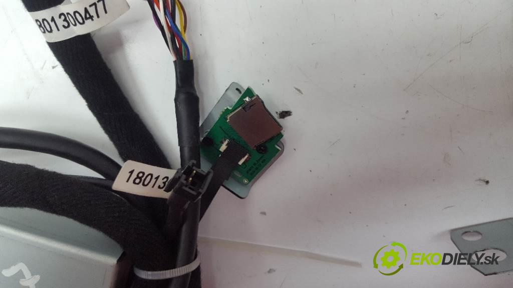 OPEL INSIGNIA   2011 118kw   1956 RADIO  (Audio zariadenia)