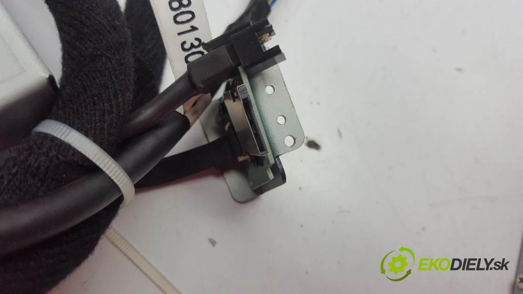 OPEL INSIGNIA   2011 118kw   1956 RADIO  (Audio zariadenia)