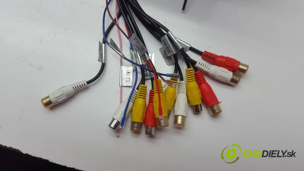 OPEL INSIGNIA   2011 118kw   1956 RADIO  (Audio zariadenia)