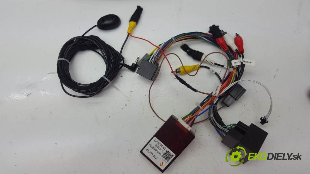 OPEL INSIGNIA   2011 118kw   1956 RADIO  (Audio zariadenia)