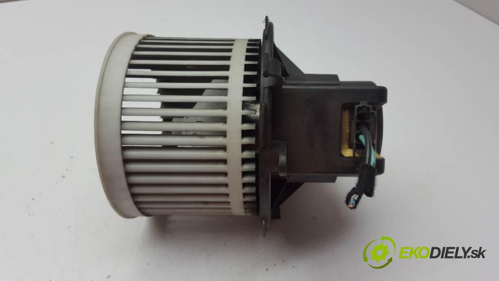 FIAT PANDA  2009 40kW    1108 Ventilátor ventilátor kúrenia 503930100 2PIN (Ventilátory kúrenia)