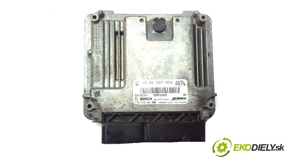 OPEL INSIGNIA   2011 118kw   1956 riadiaca jednotka Motor 55585024 /0281081769 (Riadiace jednotky)