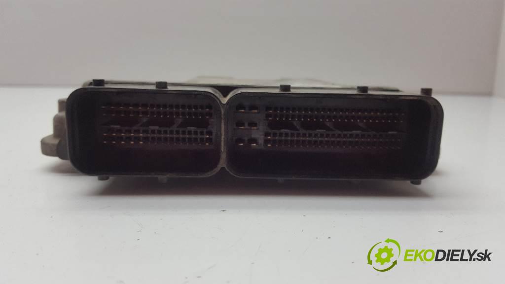 OPEL INSIGNIA   2011 118kw   1956 riadiaca jednotka Motor 55585024 /0281081769 (Riadiace jednotky)