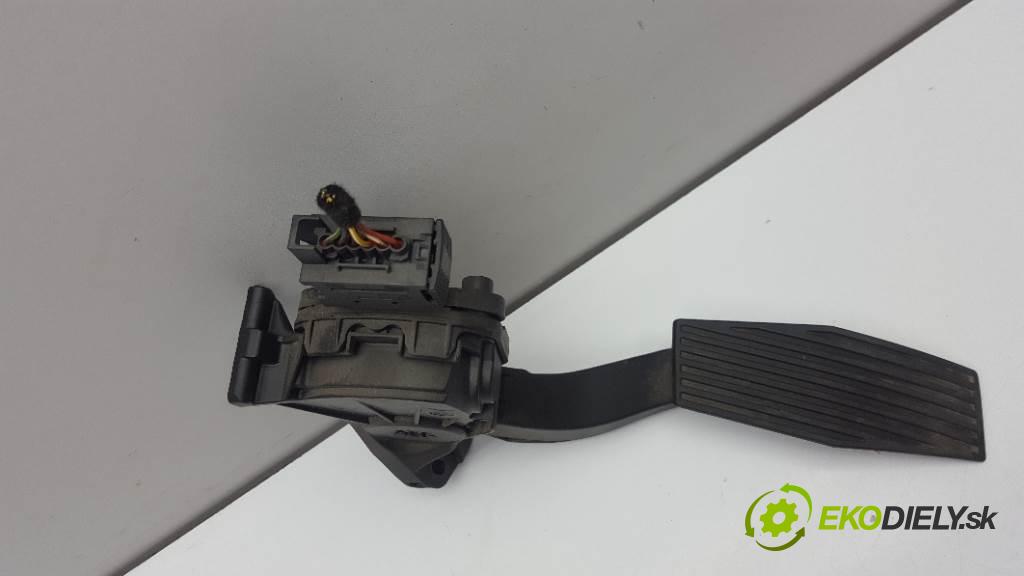 OPEL INSIGNIA   2011 118kw   1956 Potenciometer plynového pedálu 13237352 6PIN (Pedále)