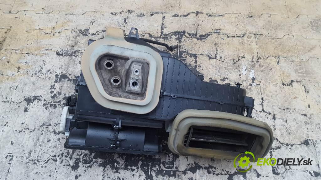 OPEL INSIGNIA   2011 118kw   1956 Výhrevné teleso, radiátor kúrenia 13345099 (Radiátory kúrenia)