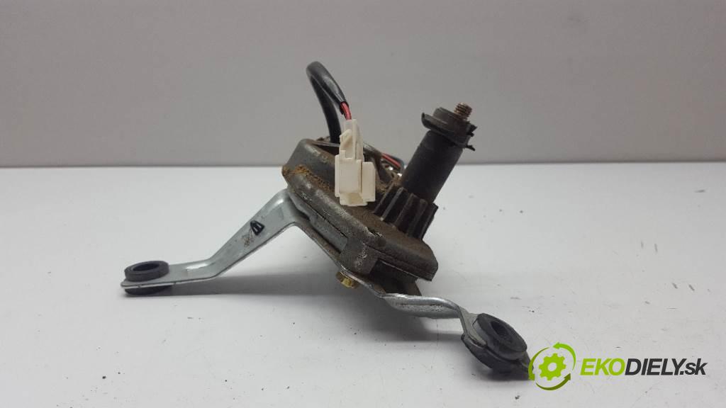 NISSAN ALMERA N16 2004 0 kW N16 1,5 motorek stěračů zadní část 404733 3PIN