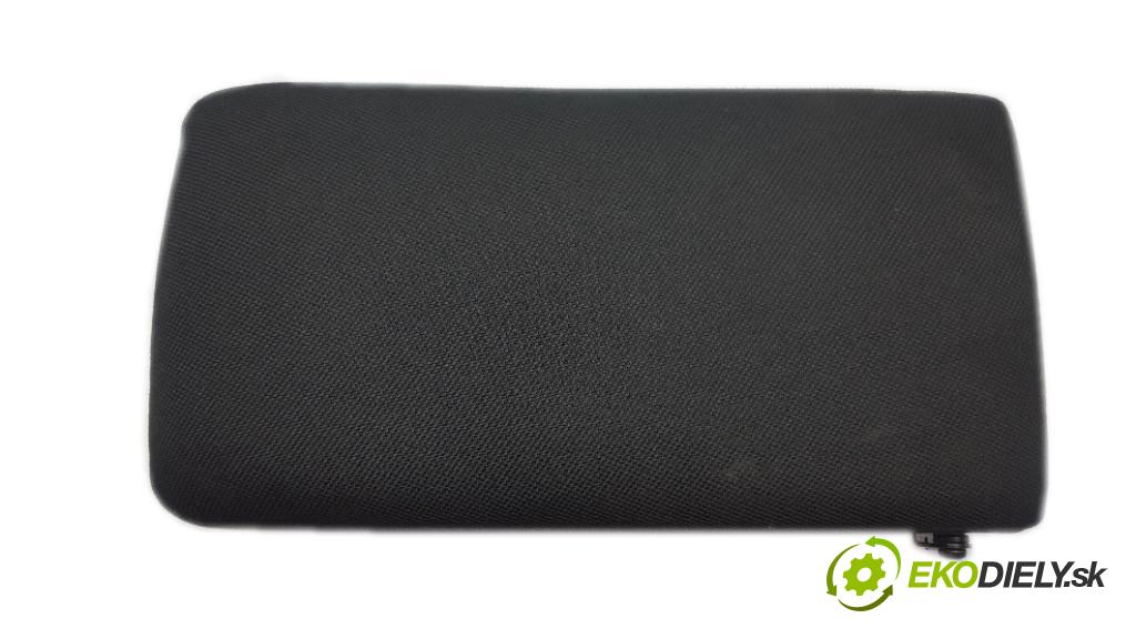 VOLVO V50   2009 136 kW   1997 Lakťová opierka TYŁ (Lakťové opierky)