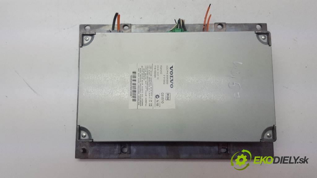 VOLVO V50   2009 136 kW   1997 Zosilňovač radia 31310000 / 31310002 (Zosilňovače)