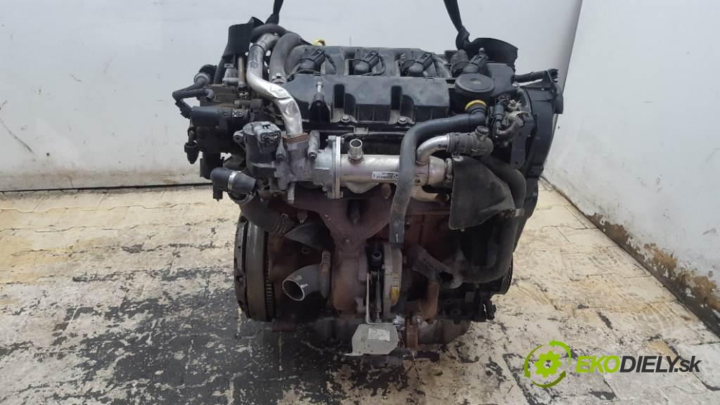 VOLVO V50   2009 136 kW   1997 motor D420T4 (Motory (kompletní))