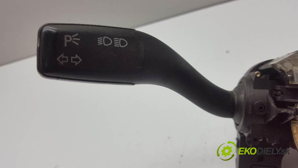 AUDI A4 B6  2022 131 kW B6  1896 Prepínač kombinovaný 8E0953503 (Prepínače, spínače, tlačidlá a ovládače kúrenia)