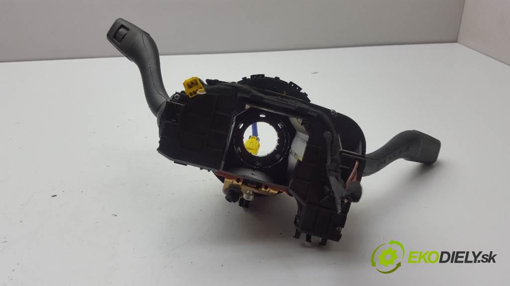 AUDI A4 B6  2022 131 kW B6  1896 Prepínač kombinovaný 8E0953503 (Prepínače, spínače, tlačidlá a ovládače kúrenia)