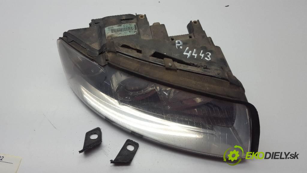 AUDI A4 B6  2022 131 kW B6  1896 Svetlomet pravy 8E0941004F (Pravé)
