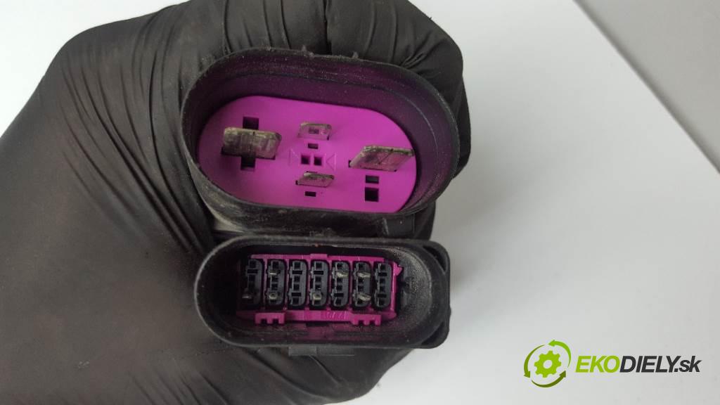 AUDI A4 B6  2022 131 kW B6  1896 Ventilátor chladiča 873574E (Ventilátory)