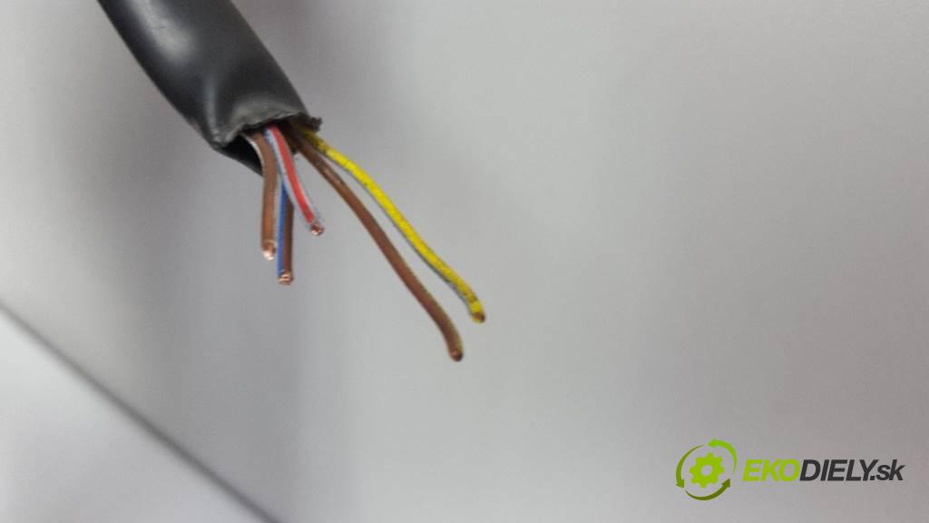 AUDI A4 B6  2022 131 kW B6  1896 Ventilátor chladiča 873574E (Ventilátory)