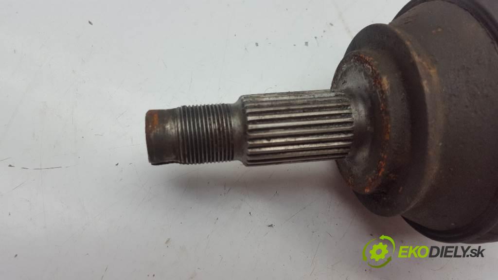 LANCIA LC 2  2000 129kW    2446 Poloos ľavá strana  (Poloosy)