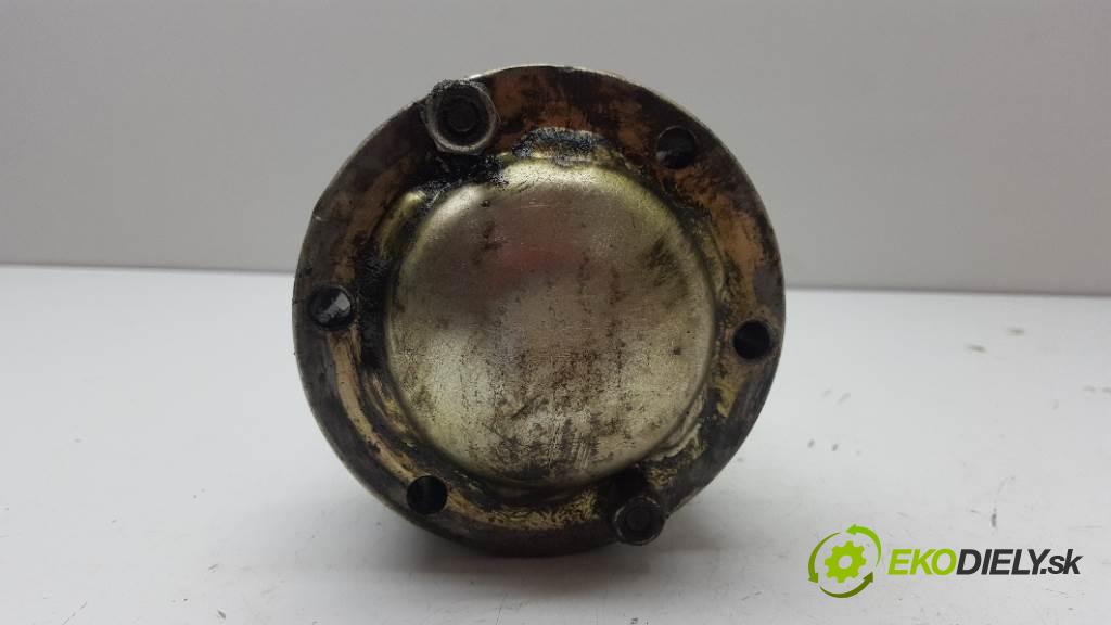 LANCIA LC 2  2000 129kW    2446 Poloos ľavá strana  (Poloosy)