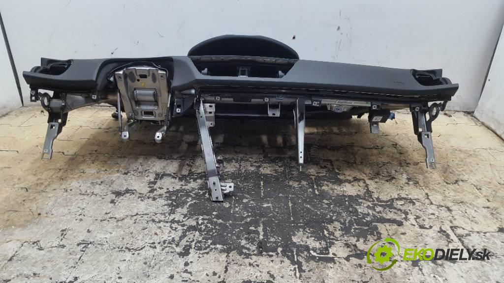 CITROEN C4 PICASSO I 2009 100kw I 1997 Palubná doska  (Palubné dosky)