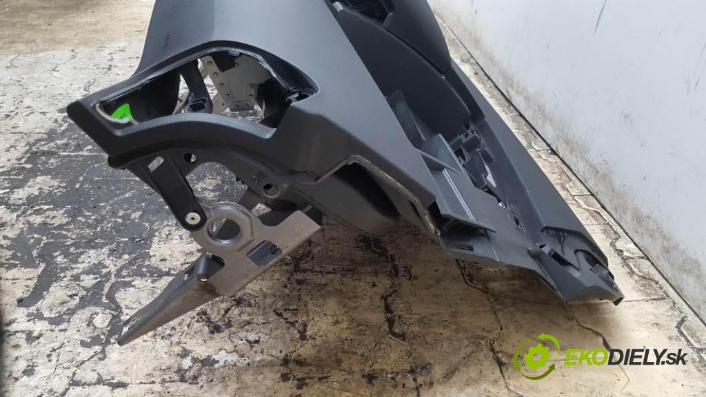 CITROEN C4 PICASSO I 2009 100kw I 1997 Palubná doska  (Palubné dosky)