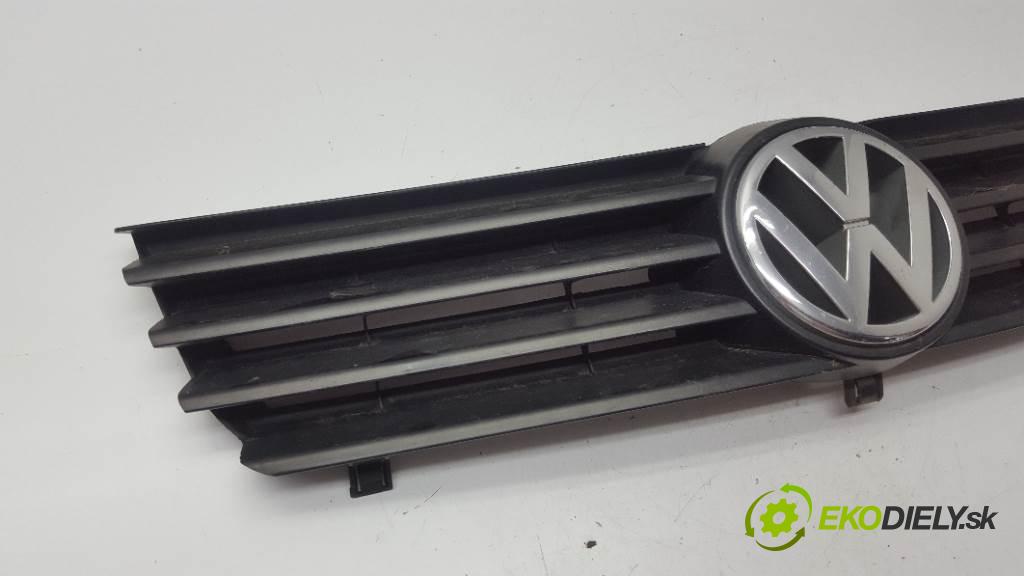 VOLKSWAGEN POLO III LIFT 3D 2001 44kw LIFT 3D 1390 mřížka maska 6N0853653C (Mřížky (masky) chladičů)