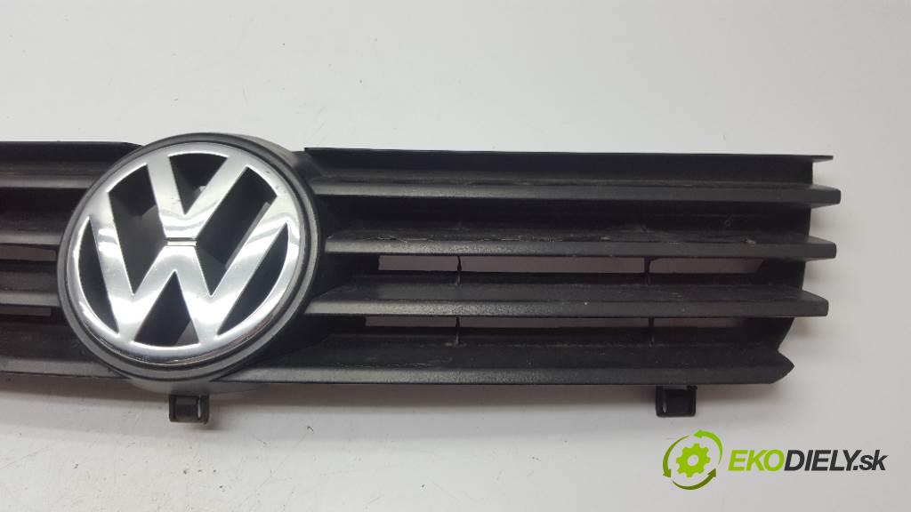 VOLKSWAGEN POLO III LIFT 3D 2001 44kw LIFT 3D 1390 mřížka maska 6N0853653C (Mřížky (masky) chladičů)