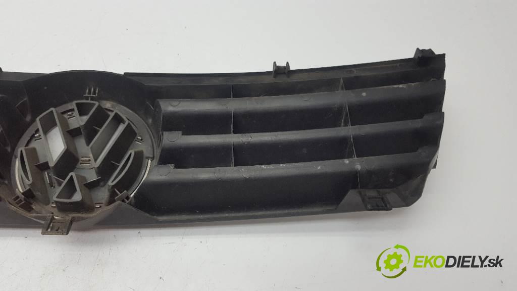 VOLKSWAGEN POLO III LIFT 3D 2001 44kw LIFT 3D 1390 mřížka maska 6N0853653C (Mřížky (masky) chladičů)