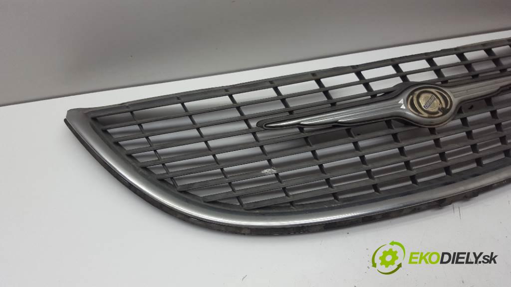 CHRYSLER VOYAGER IV 2003 105kw IV 2499 mřížka maska 4857522AA (Mřížky (masky) chladičů)