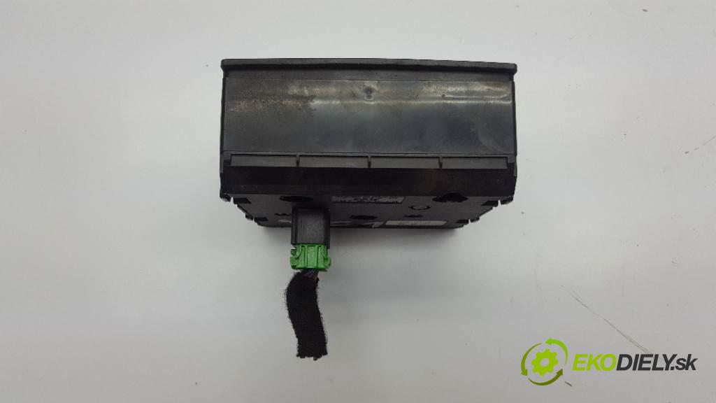 VOLVO V 40 I 2002 90kw I 1783 Prepínač svetiel 30613945 (Prepínače, spínače, tlačidlá a ovládače kúrenia)
