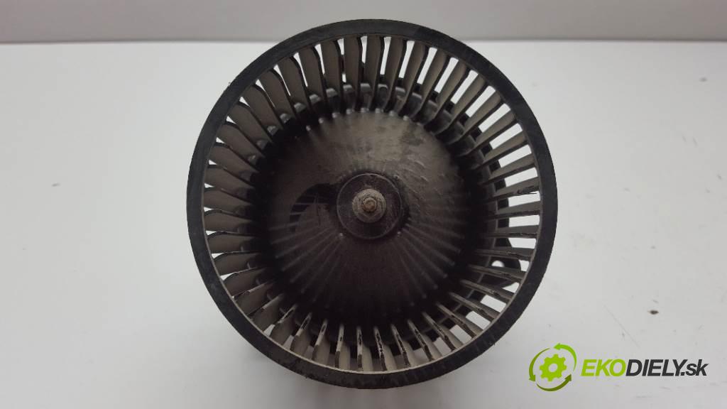 HYUNDAI  TRAJET  2003 113 kW    1991 Ventilátor ventilátor kúrenia 2PIN (Ventilátory kúrenia)