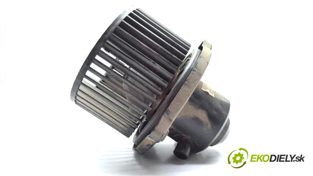 HYUNDAI  TRAJET  2003 113 kW    1991 Ventilátor ventilátor kúrenia 2PIN (Ventilátory kúrenia)