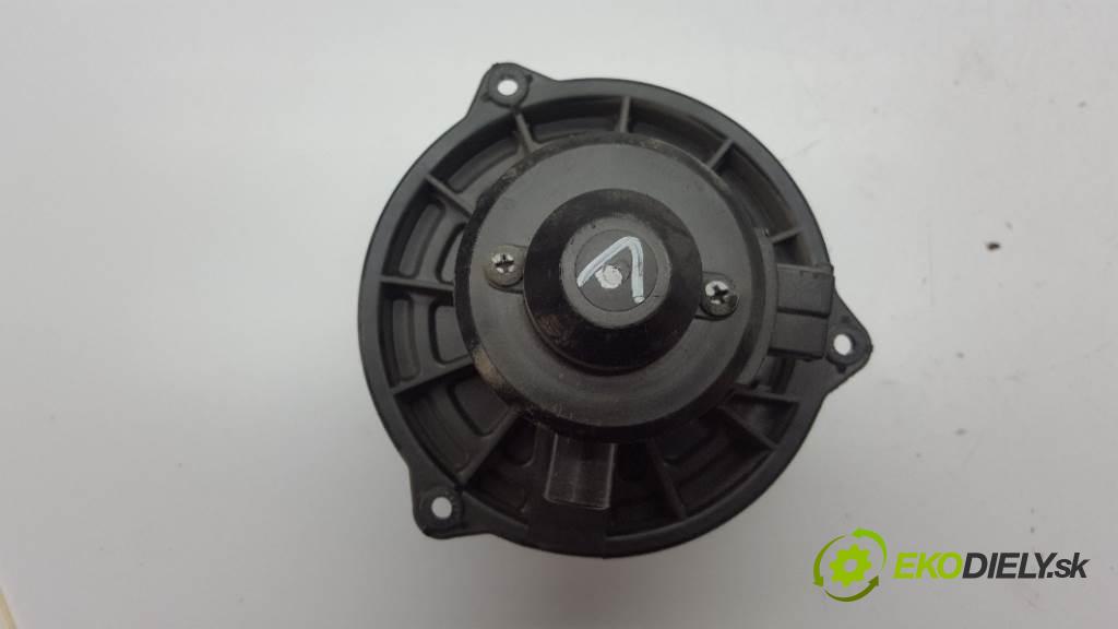 HYUNDAI  TRAJET  2003 113 kW    1991 Ventilátor ventilátor kúrenia 2PIN (Ventilátory kúrenia)