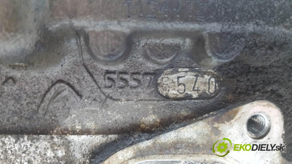 OPEL INSIGNIA   2011 118kw   1956 Hlava valcov 55576540 (Hlavy valcov)