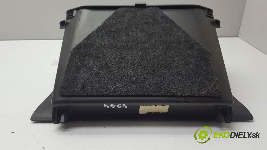 TOYOTA COROLLA VERSO II 2005 100kw II 2231 Priehradka, kastlík spolujazdca 55551-0F010 (Priehradky, kastlíky)