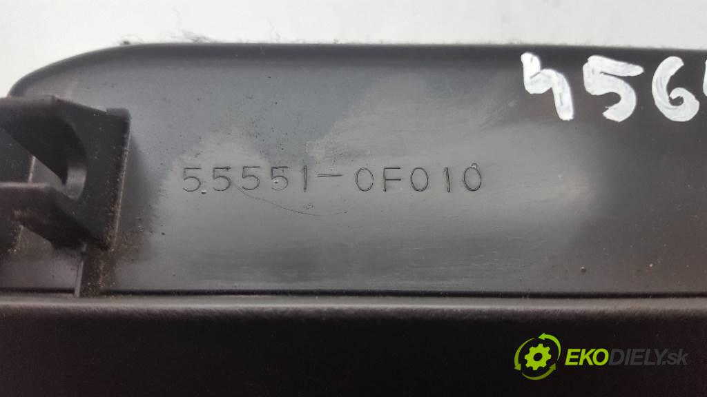 TOYOTA COROLLA VERSO II 2005 100kw II 2231 Priehradka, kastlík spolujazdca 55551-0F010 (Priehradky, kastlíky)