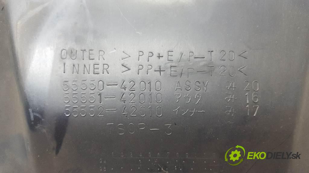 TOYOTA RAV4  1998 94kW   1998 Priehradka, kastlík spolujazdca 55550-42010 (Priehradky, kastlíky)