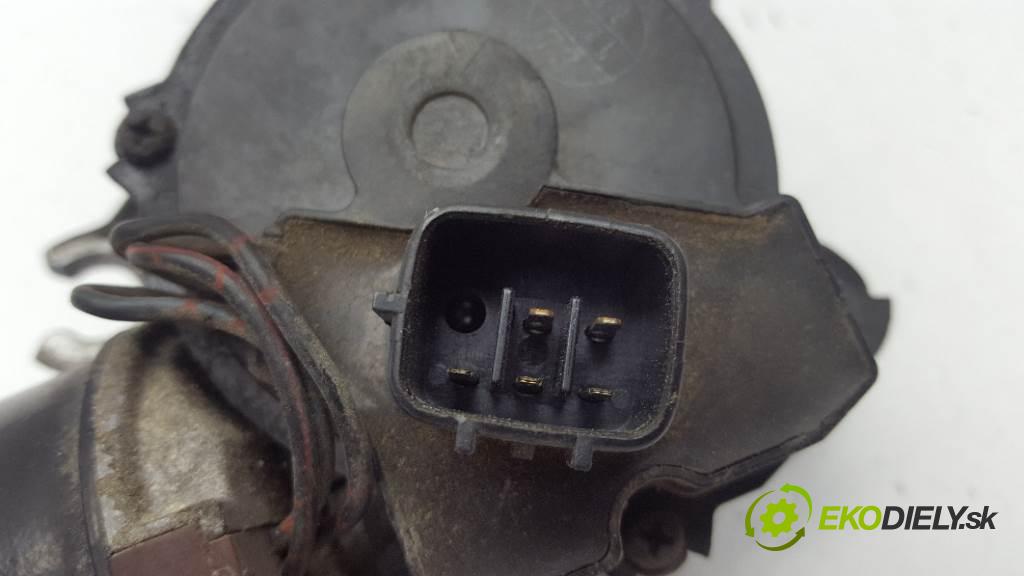 TOYOTA RAV4  1998 94kW    1998 Motorček stieračov predný 5 PIN (Motorčeky stieračov predné)